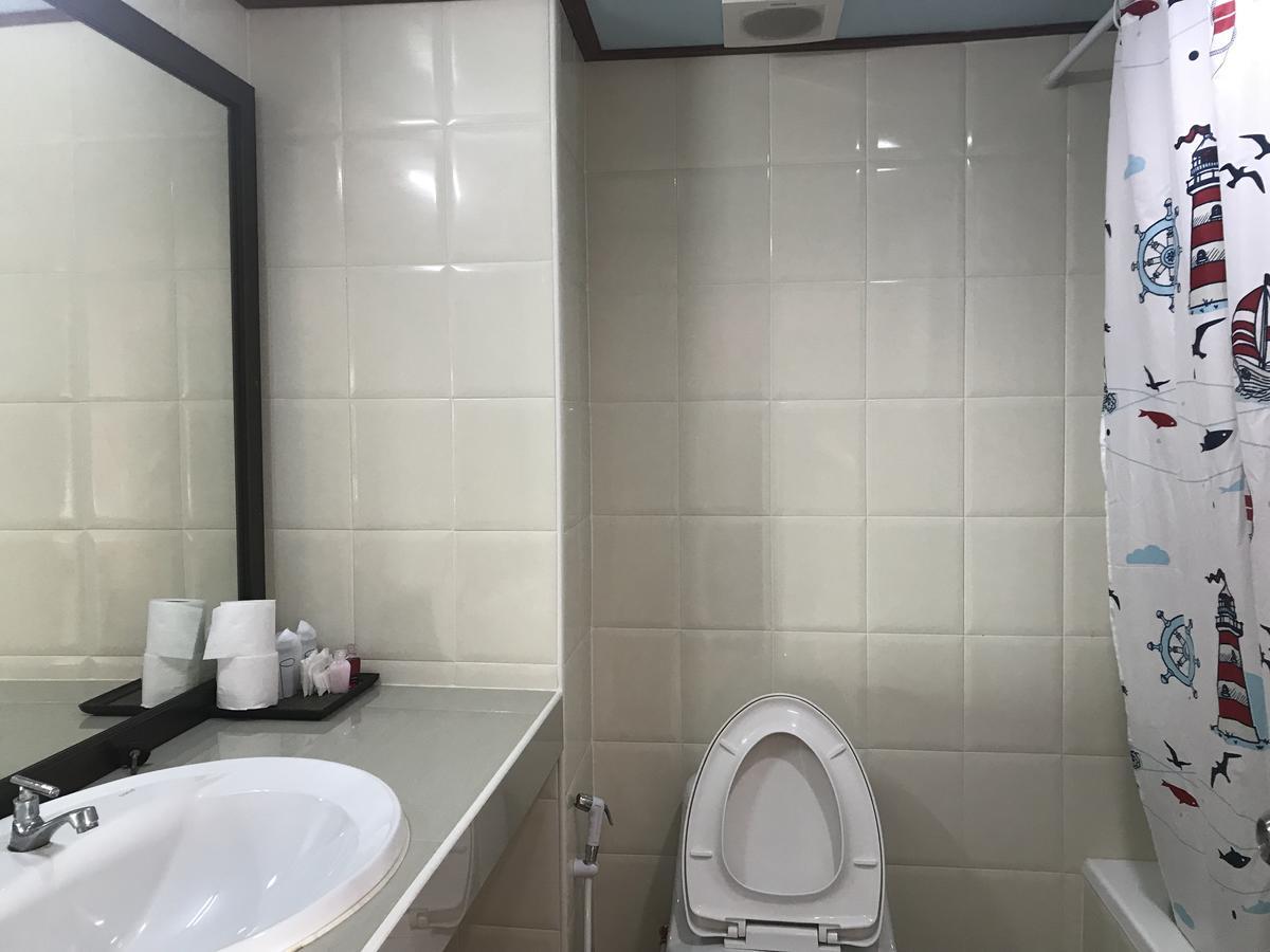 Toh Buk Seng Ayutthaya Hotel Exteriör bild
