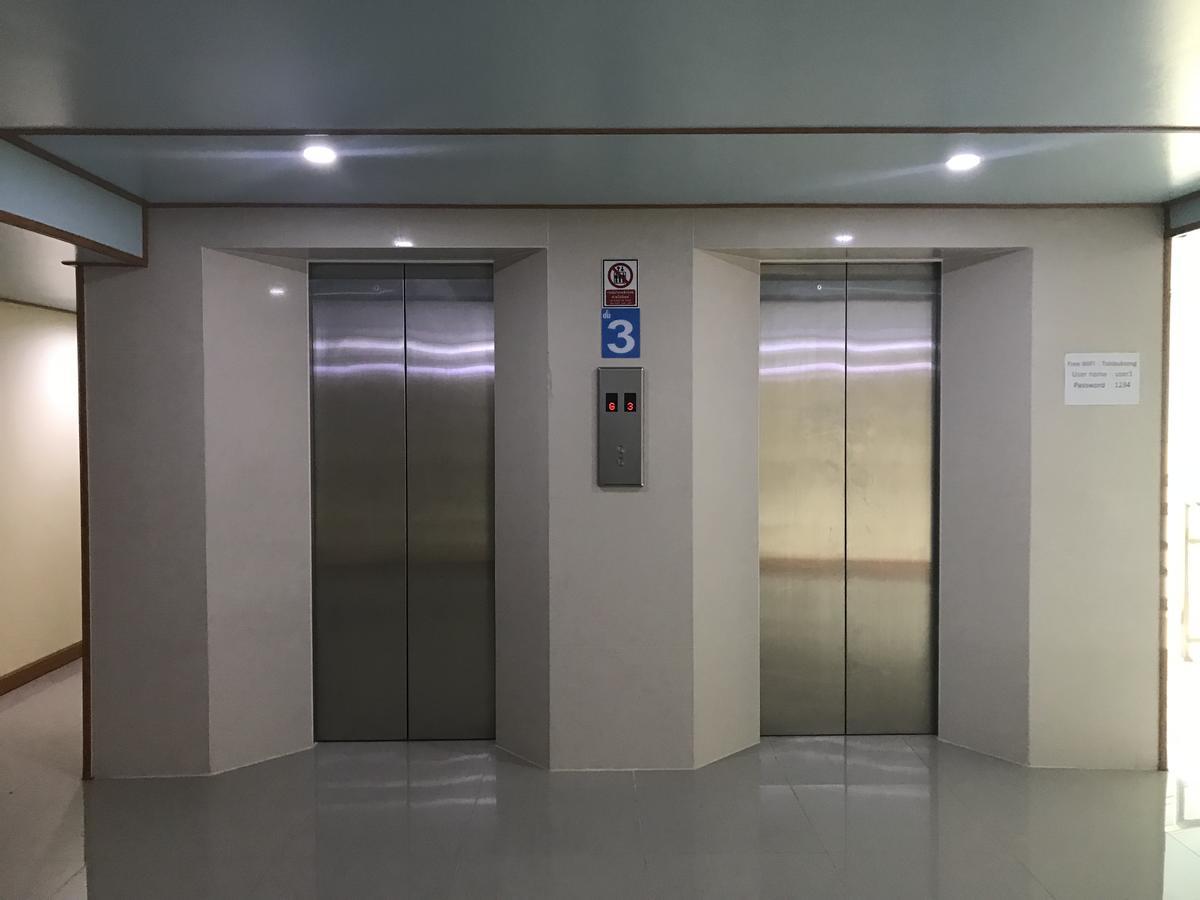 Toh Buk Seng Ayutthaya Hotel Exteriör bild